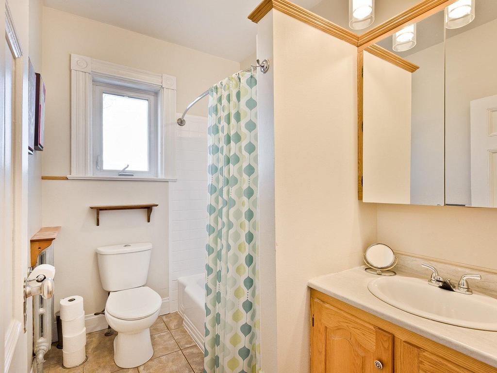 









651


Rue du Québec

,
Sherbrooke (Les Nations),




QC
J1H3M1

