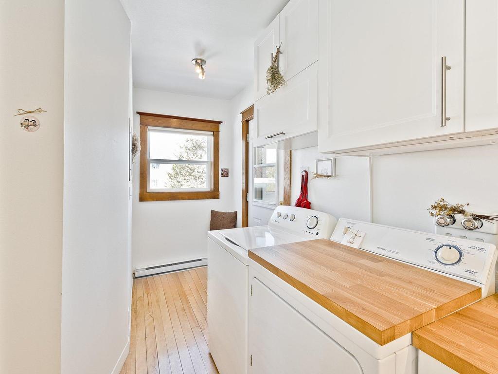 









651


Rue du Québec

,
Sherbrooke (Les Nations),




QC
J1H3M1

