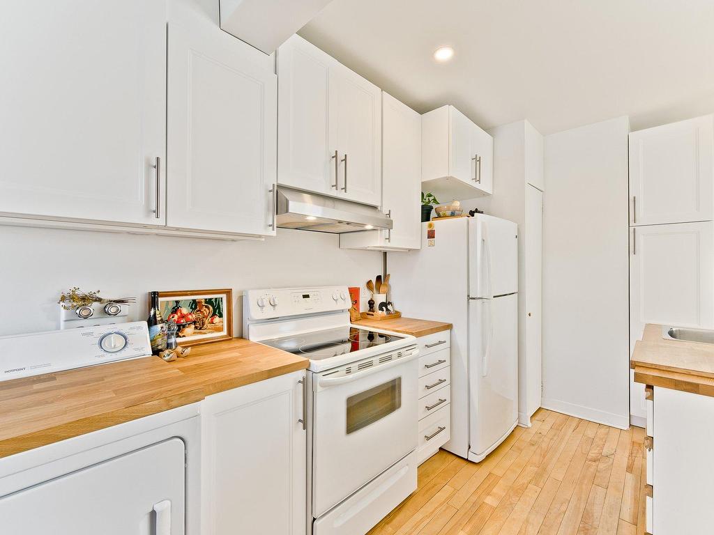 









651


Rue du Québec

,
Sherbrooke (Les Nations),




QC
J1H3M1


