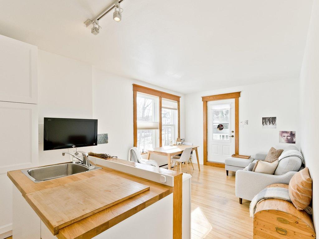 









651


Rue du Québec

,
Sherbrooke (Les Nations),




QC
J1H3M1

