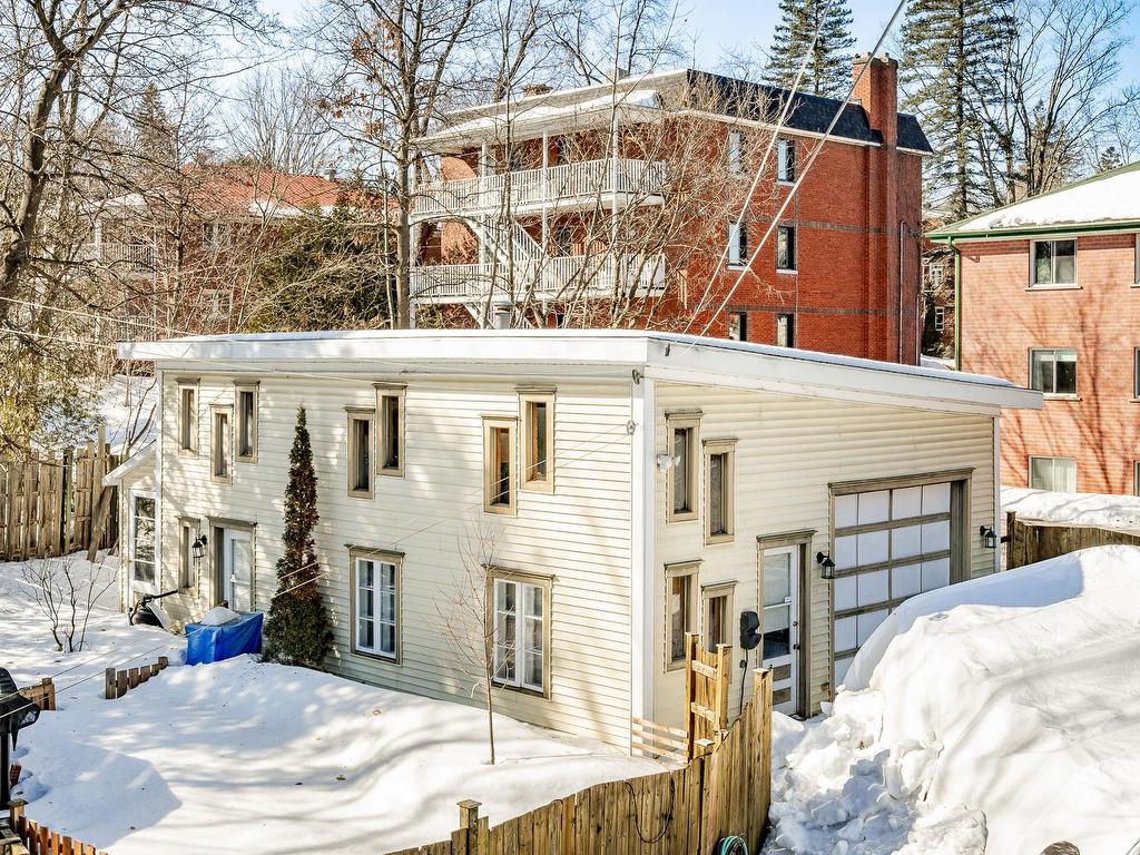 









651


Rue du Québec

,
Sherbrooke (Les Nations),




QC
J1H3M1

