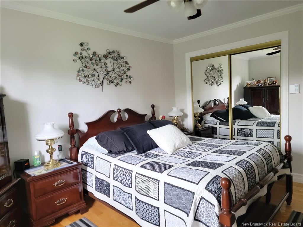 









967


Hay Cres

,
Bathurst,




NB
E2A 3S1

