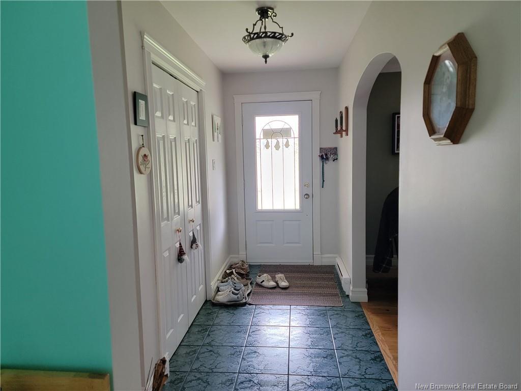 









967


Hay Cres

,
Bathurst,




NB
E2A 3S1

