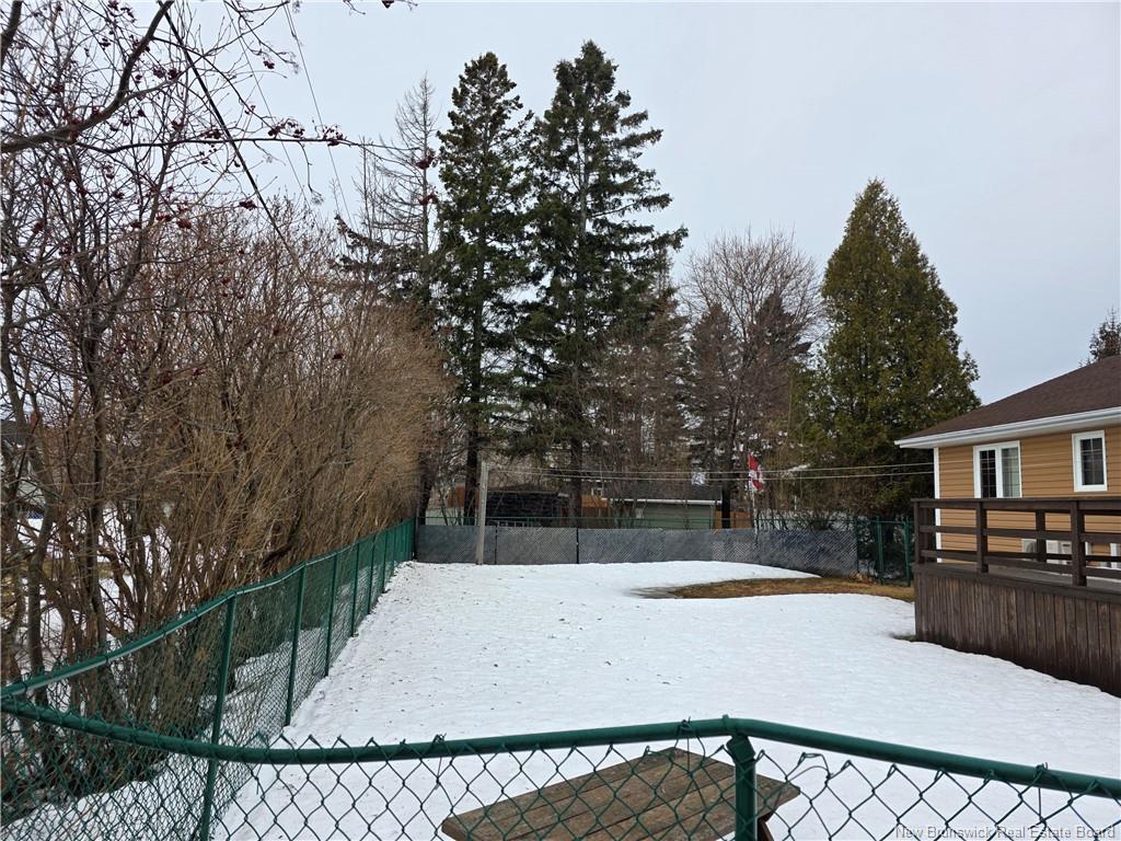 









967


Hay Cres

,
Bathurst,




NB
E2A 3S1

