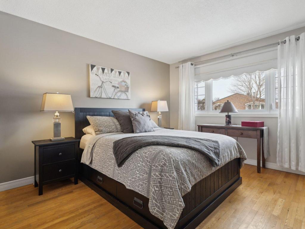 









9


Rue Bocage

,
Gatineau (Gatineau),




QC
J8T5W1

