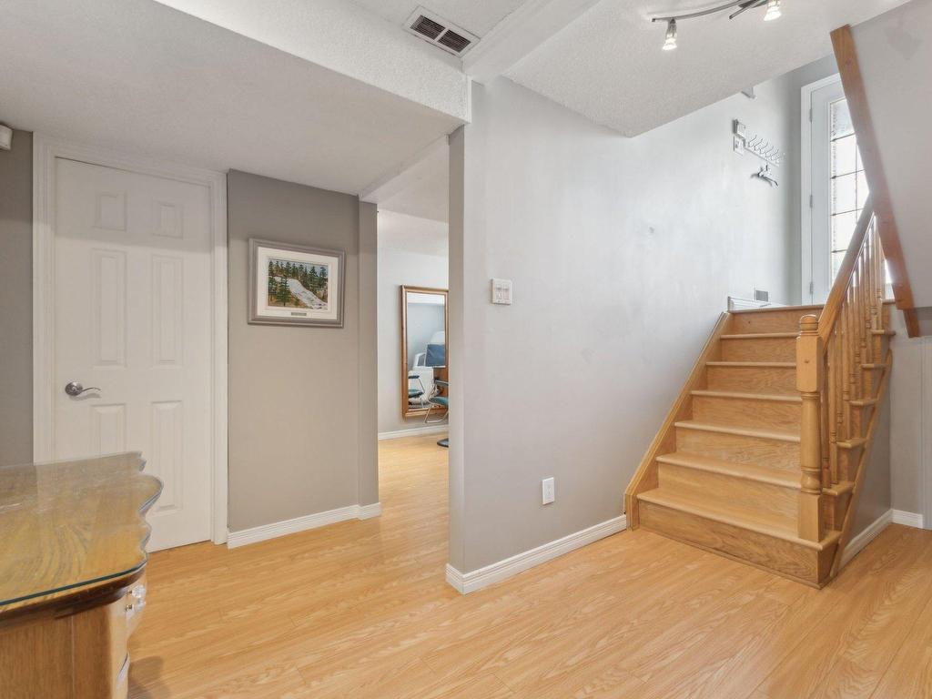 









9


Rue Bocage

,
Gatineau (Gatineau),




QC
J8T5W1

