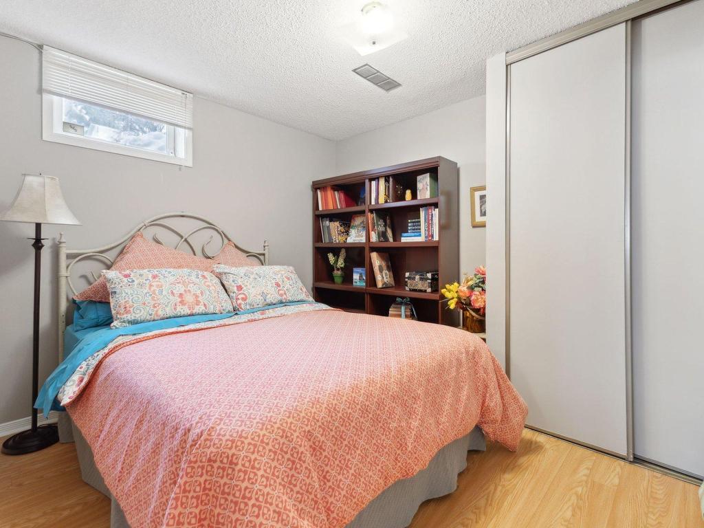 









9


Rue Bocage

,
Gatineau (Gatineau),




QC
J8T5W1

