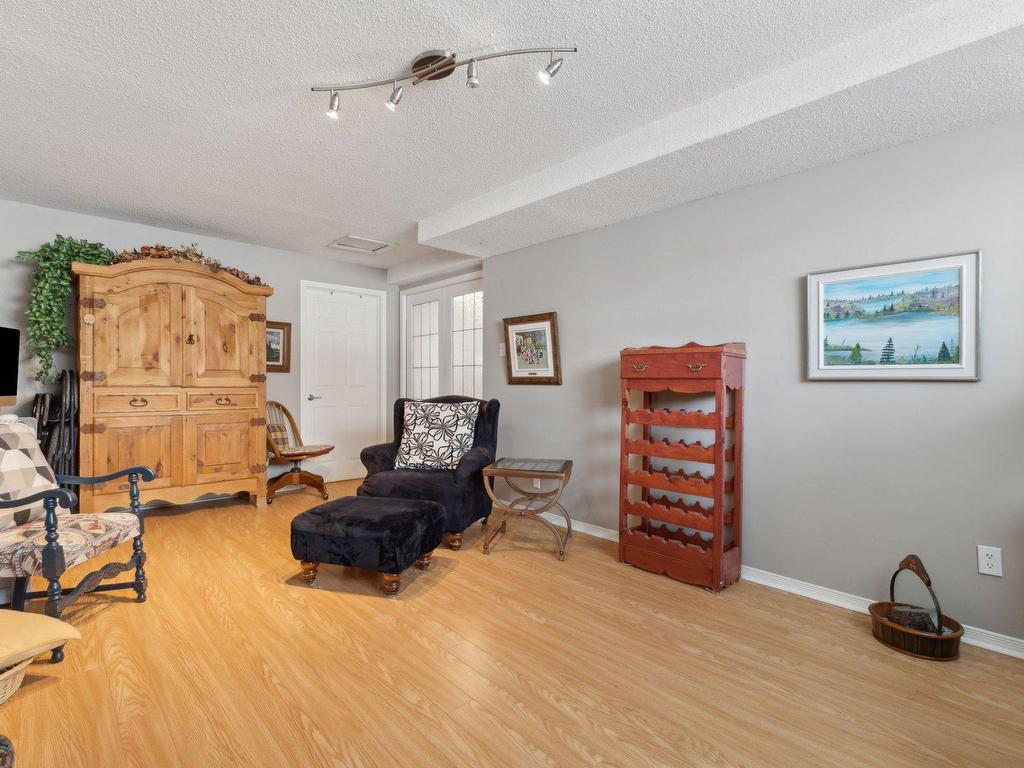 









9


Rue Bocage

,
Gatineau (Gatineau),




QC
J8T5W1

