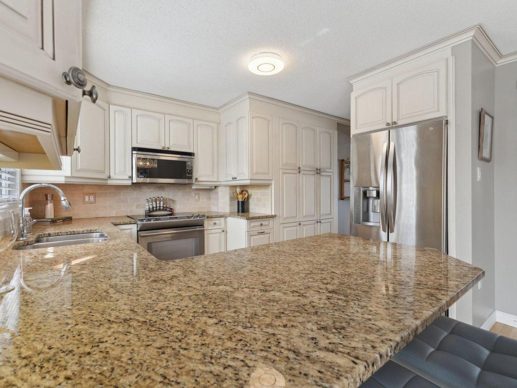 









9


Rue Bocage

,
Gatineau (Gatineau),




QC
J8T5W1

