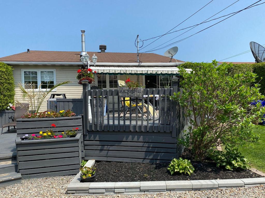 









9


Rue Bocage

,
Gatineau (Gatineau),




QC
J8T5W1

