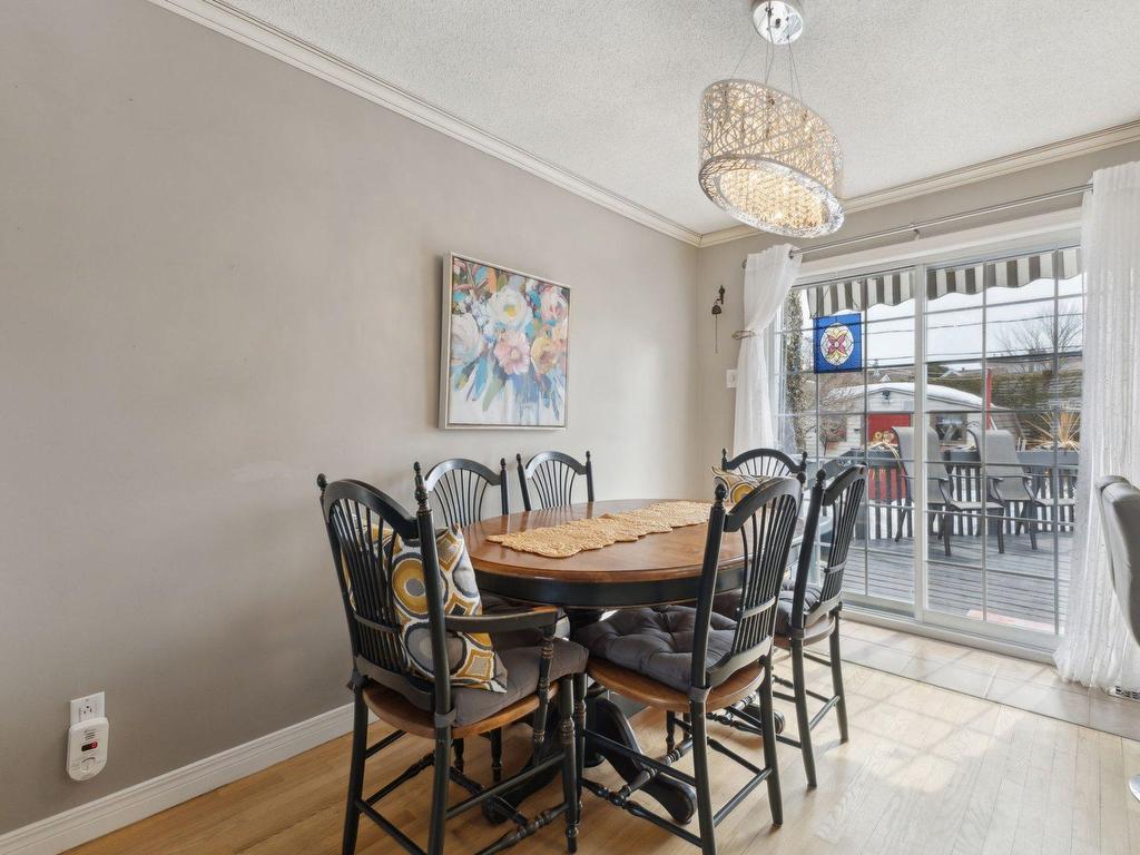 









9


Rue Bocage

,
Gatineau (Gatineau),




QC
J8T5W1

