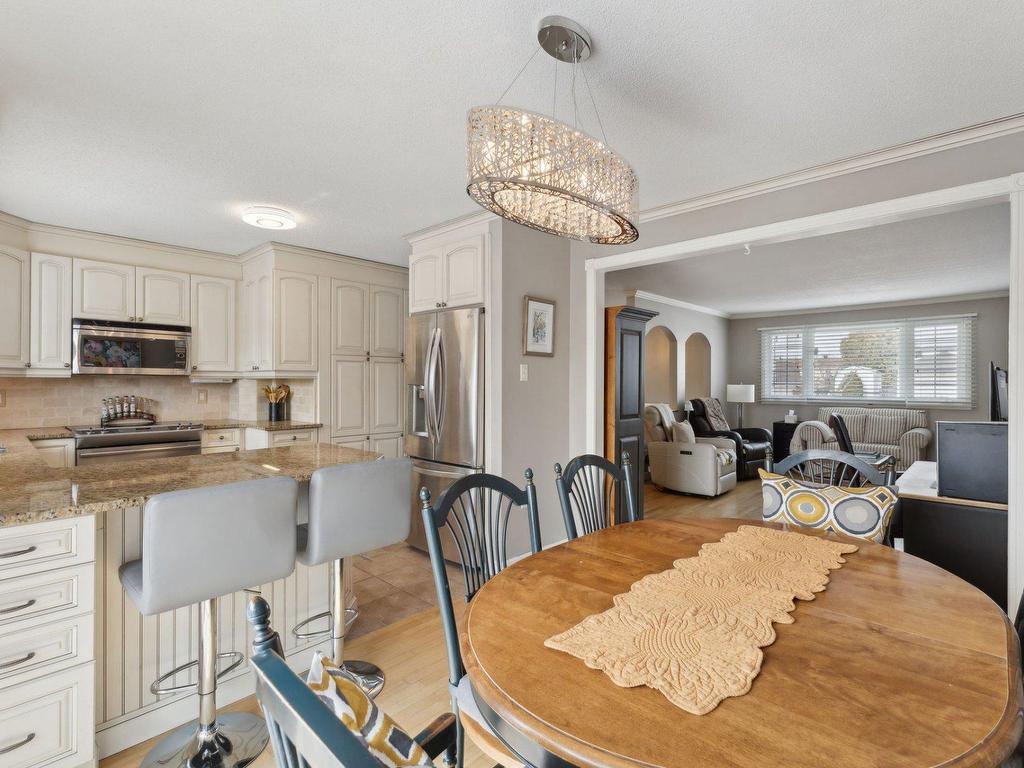 









9


Rue Bocage

,
Gatineau (Gatineau),




QC
J8T5W1

