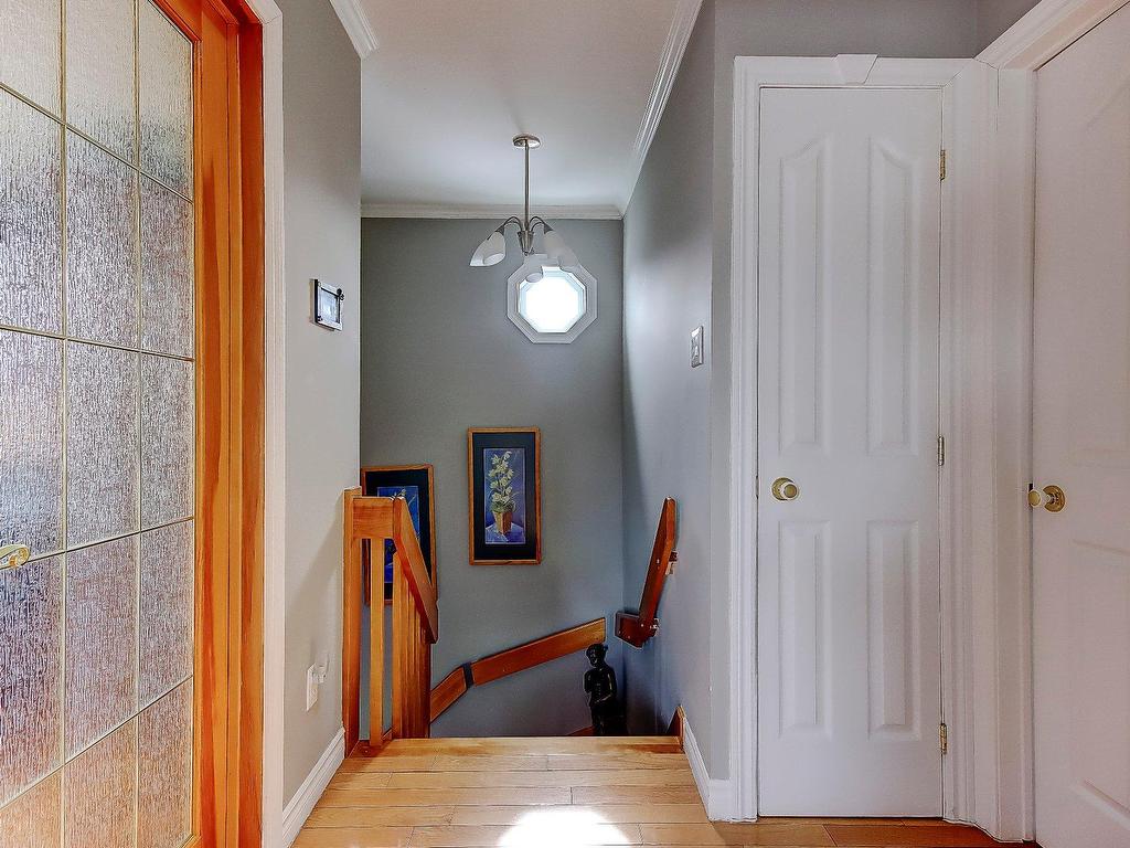 









23


Rue des Patriotes

,
Saint-Basile-le-Grand,




QC
J3N1T3

