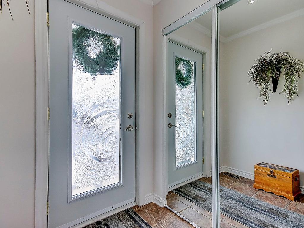 









23


Rue des Patriotes

,
Saint-Basile-le-Grand,




QC
J3N1T3

