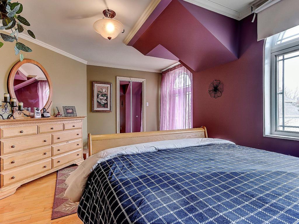 









23


Rue des Patriotes

,
Saint-Basile-le-Grand,




QC
J3N1T3

