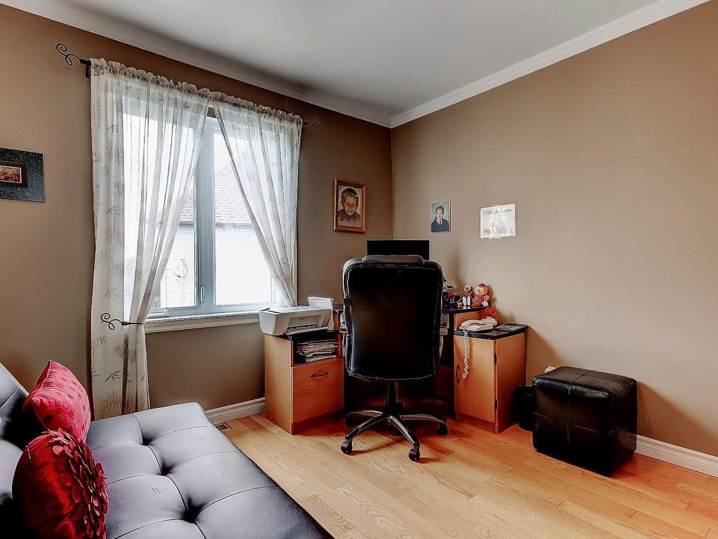 









23


Rue des Patriotes

,
Saint-Basile-le-Grand,




QC
J3N1T3

