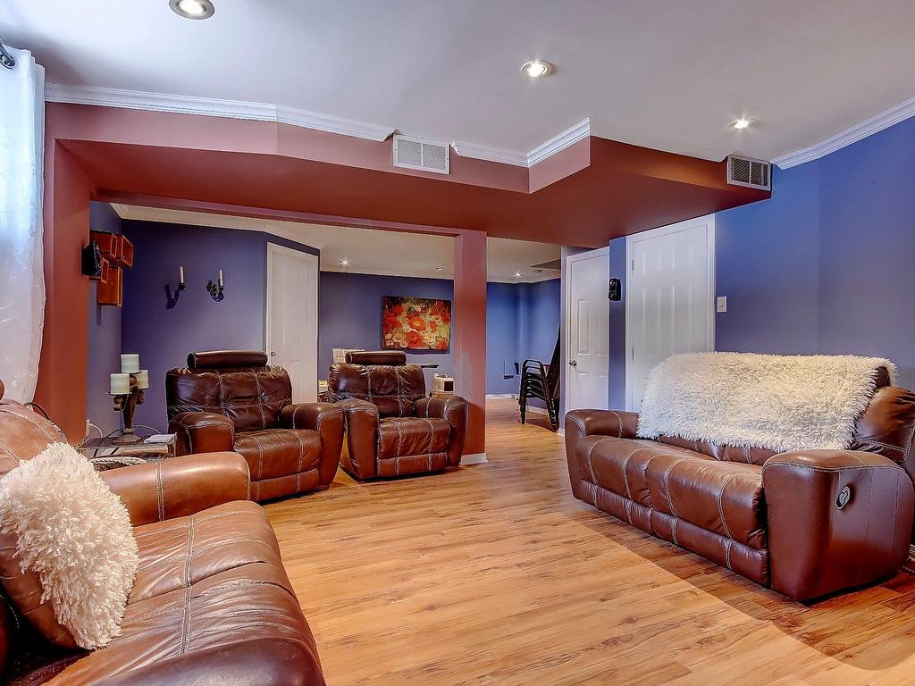 









23


Rue des Patriotes

,
Saint-Basile-le-Grand,




QC
J3N1T3

