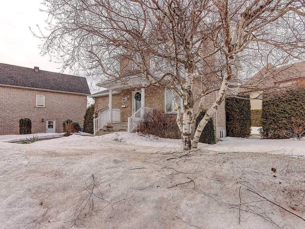









23


Rue des Patriotes

,
Saint-Basile-le-Grand,




QC
J3N1T3

