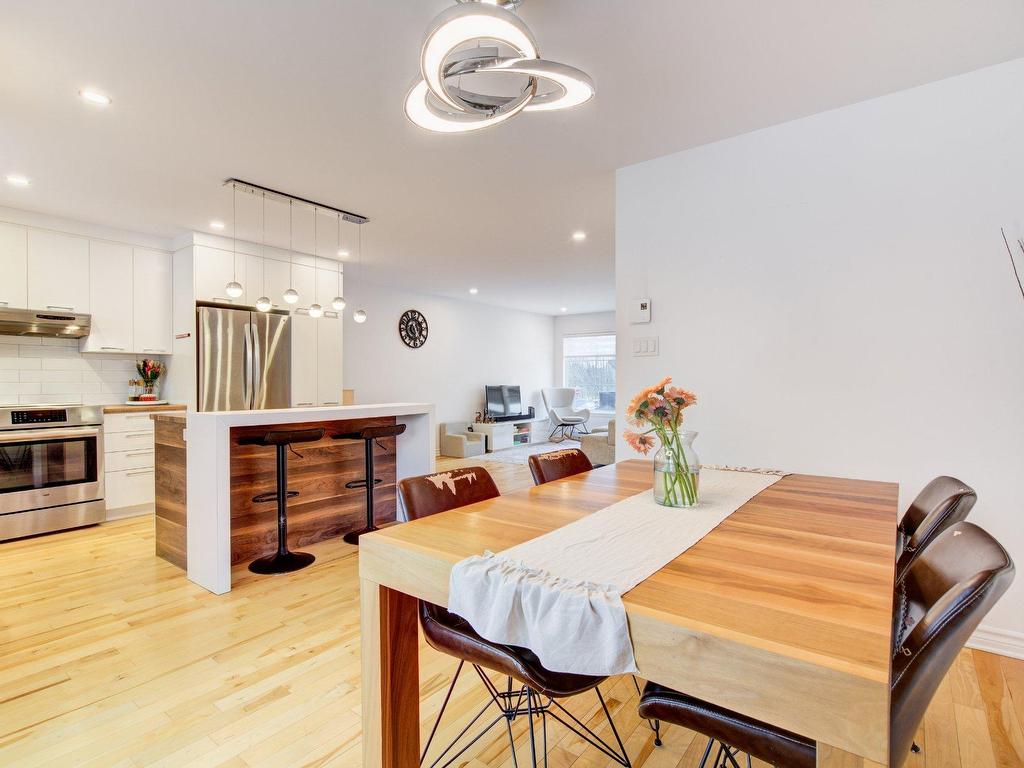 









4185


Rue Léon-Paré

,
Carignan,




QC
J3L7B6

