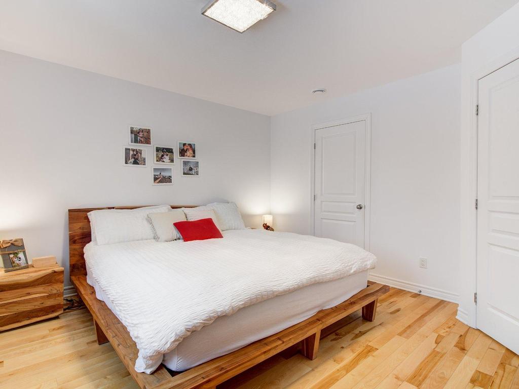









4185


Rue Léon-Paré

,
Carignan,




QC
J3L7B6

