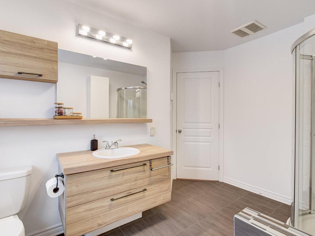 









4185


Rue Léon-Paré

,
Carignan,




QC
J3L7B6

