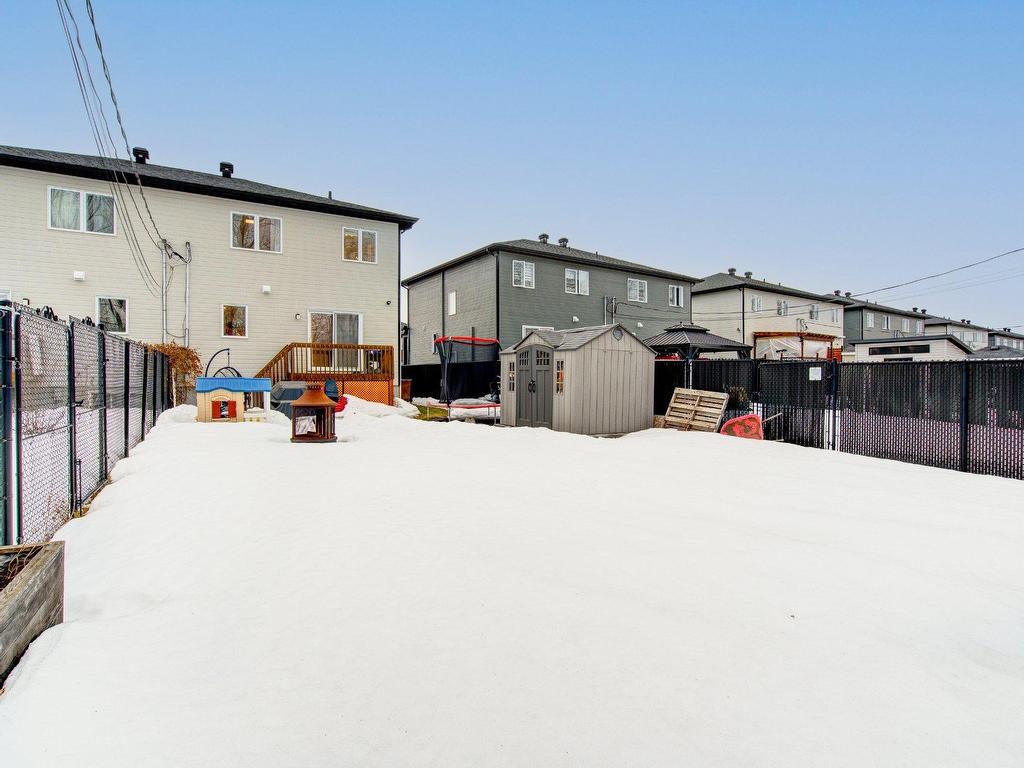 









4185


Rue Léon-Paré

,
Carignan,




QC
J3L7B6

