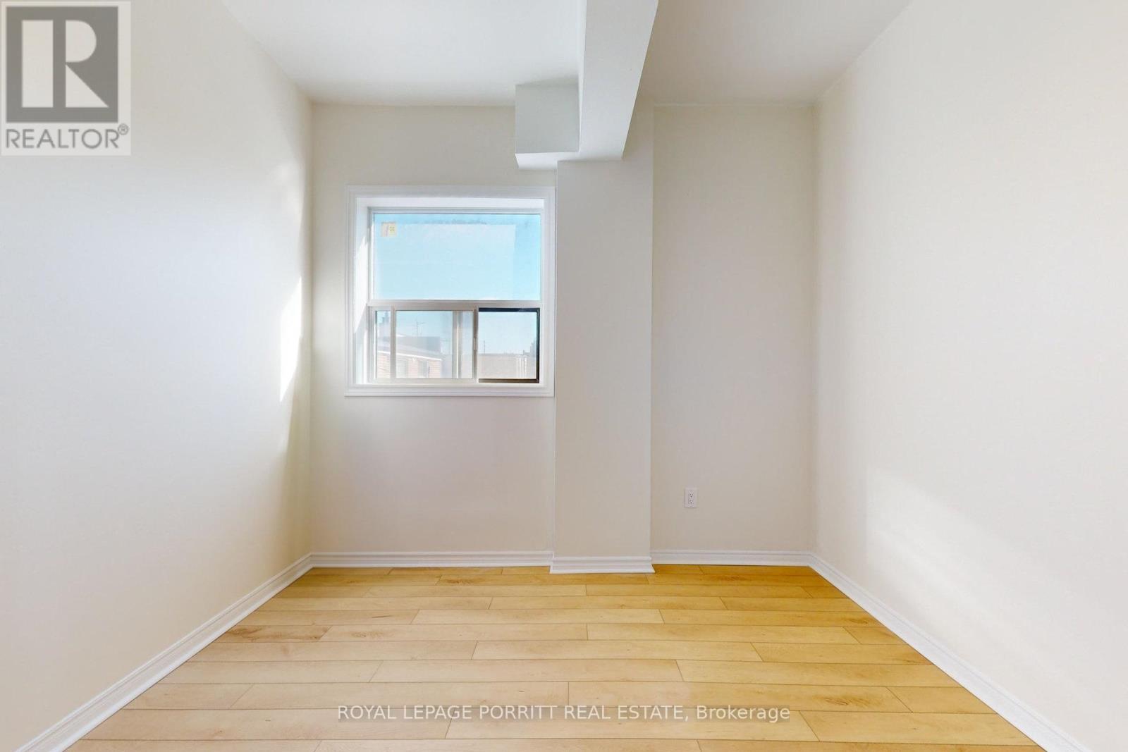 












3 - 3519 LAKE SHORE BOULEVARD W

,
Toronto,




Ontario
M8W1N5

