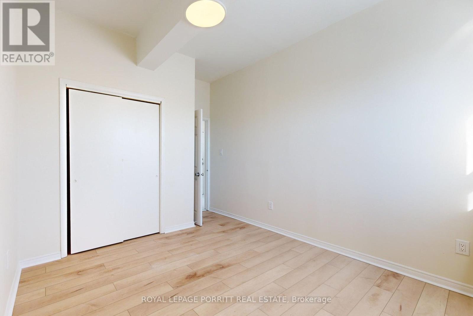 












3 - 3519 LAKE SHORE BOULEVARD W

,
Toronto,




Ontario
M8W1N5

