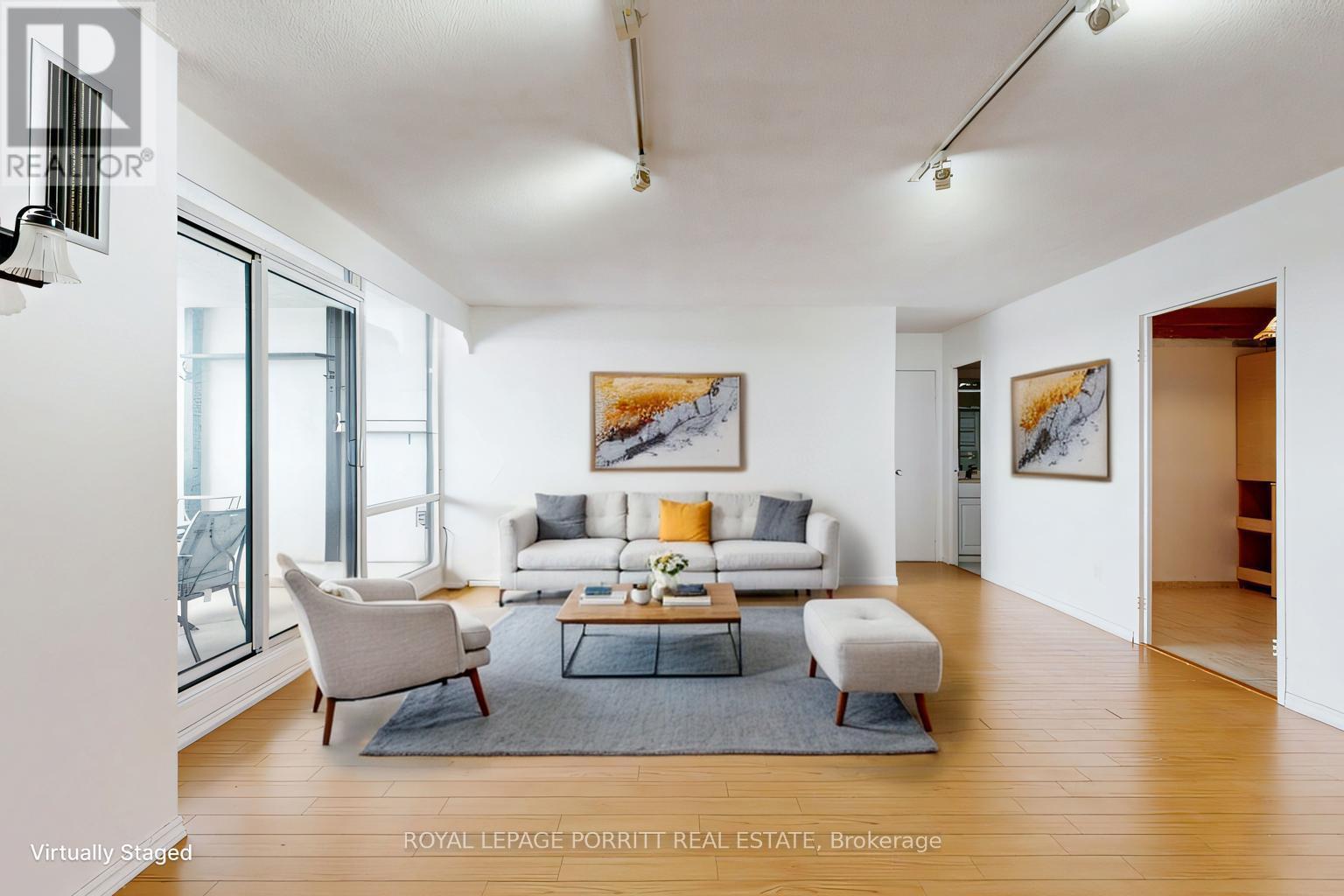 












1808 - 1535 LAKESHORE ROAD E

,
Mississauga,




Ontario
L5E3E2

