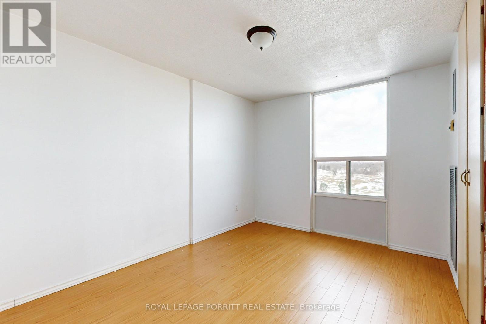 












1808 - 1535 LAKESHORE ROAD E

,
Mississauga,




Ontario
L5E3E2

