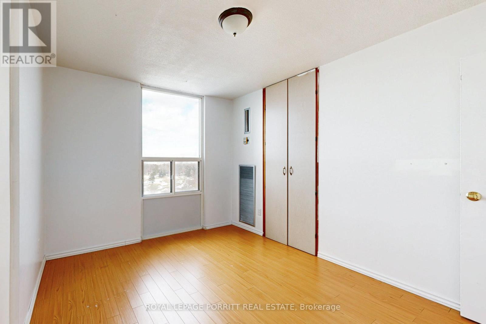 












1808 - 1535 LAKESHORE ROAD E

,
Mississauga,




Ontario
L5E3E2


