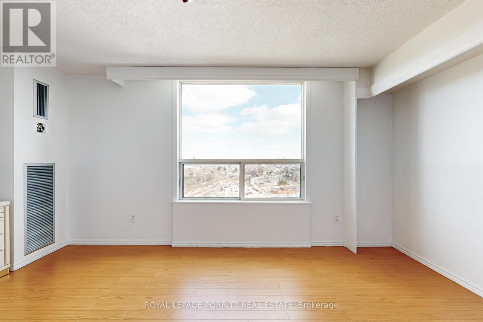 












1808 - 1535 LAKESHORE ROAD E

,
Mississauga,




Ontario
L5E3E2

