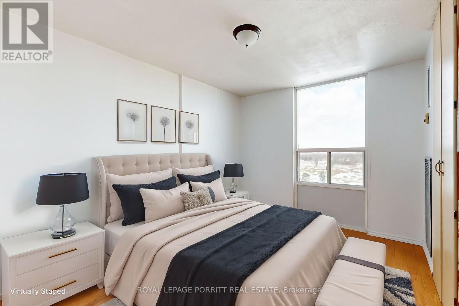 












1808 - 1535 LAKESHORE ROAD E

,
Mississauga,




Ontario
L5E3E2

