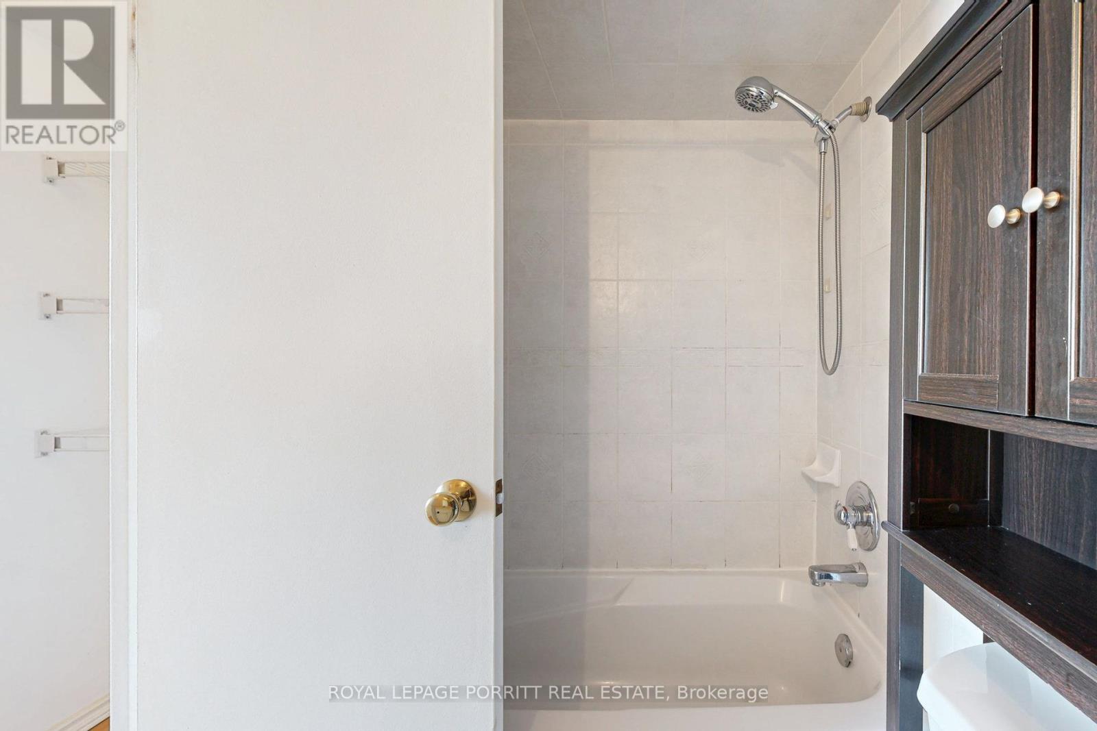 












1808 - 1535 LAKESHORE ROAD E

,
Mississauga,




Ontario
L5E3E2

