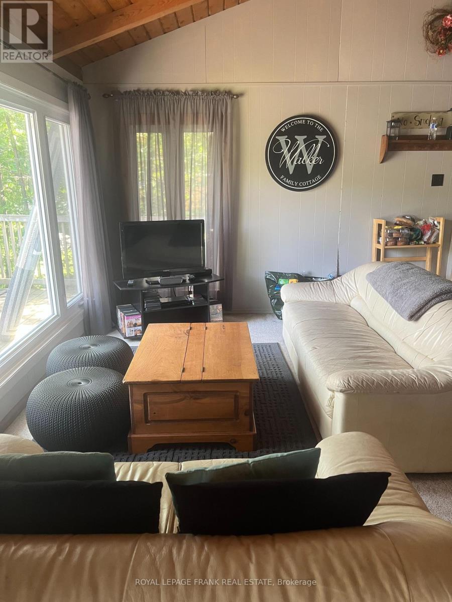 












744D MARBLE POINT ROAD

,
Marmora and Lake (Marmora Ward),




Ontario
K0K2M0

