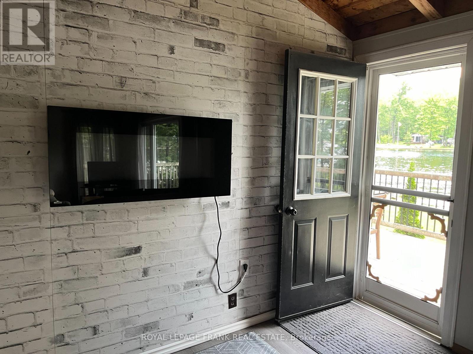 












744D MARBLE POINT ROAD

,
Marmora and Lake (Marmora Ward),




Ontario
K0K2M0

