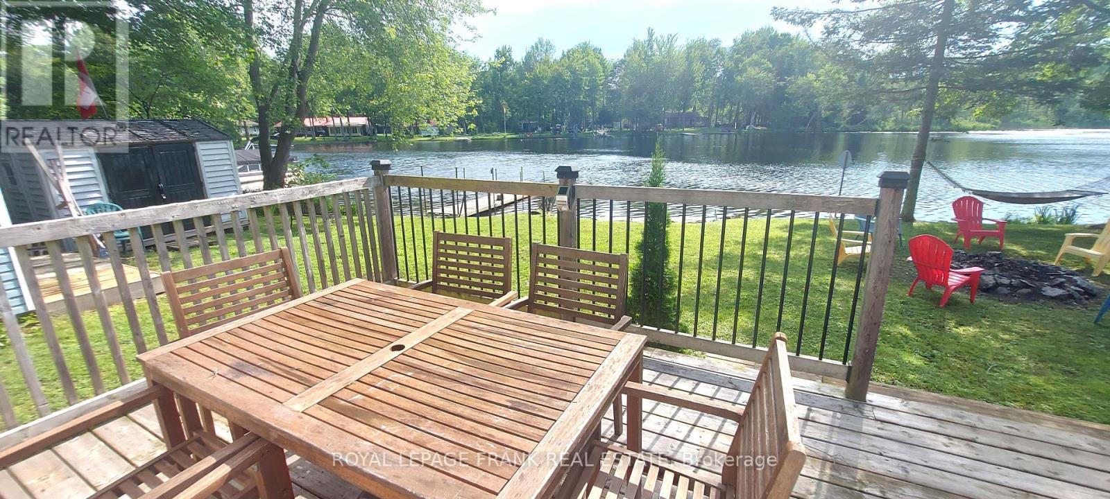 












744D MARBLE POINT ROAD

,
Marmora and Lake (Marmora Ward),




Ontario
K0K2M0


