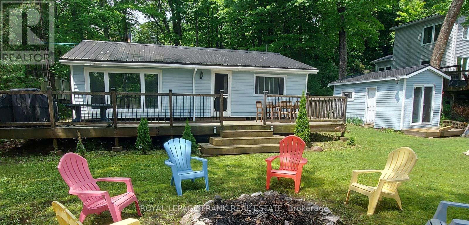 












744D MARBLE POINT ROAD

,
Marmora and Lake (Marmora Ward),




Ontario
K0K2M0

