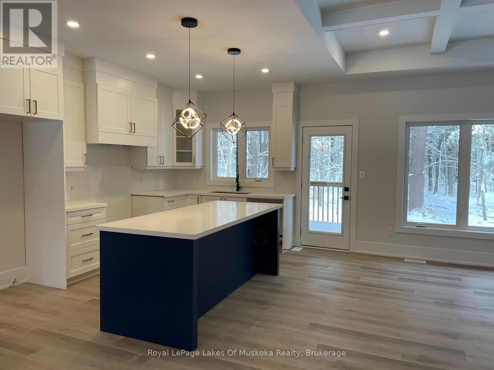 












132 BRANDON AVENUE

,
Severn (Coldwater),




Ontario
L0K1E0

