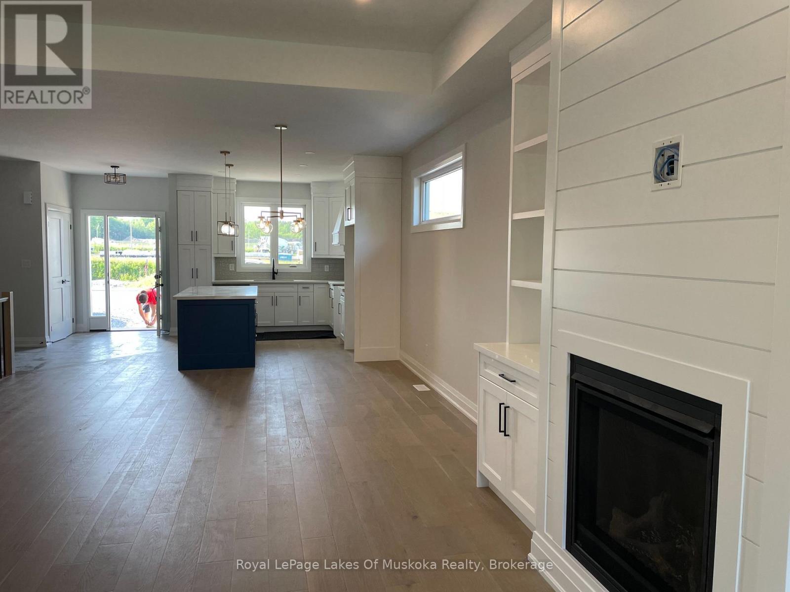 












132 BRANDON AVENUE

,
Severn (Coldwater),




Ontario
L0K1E0

