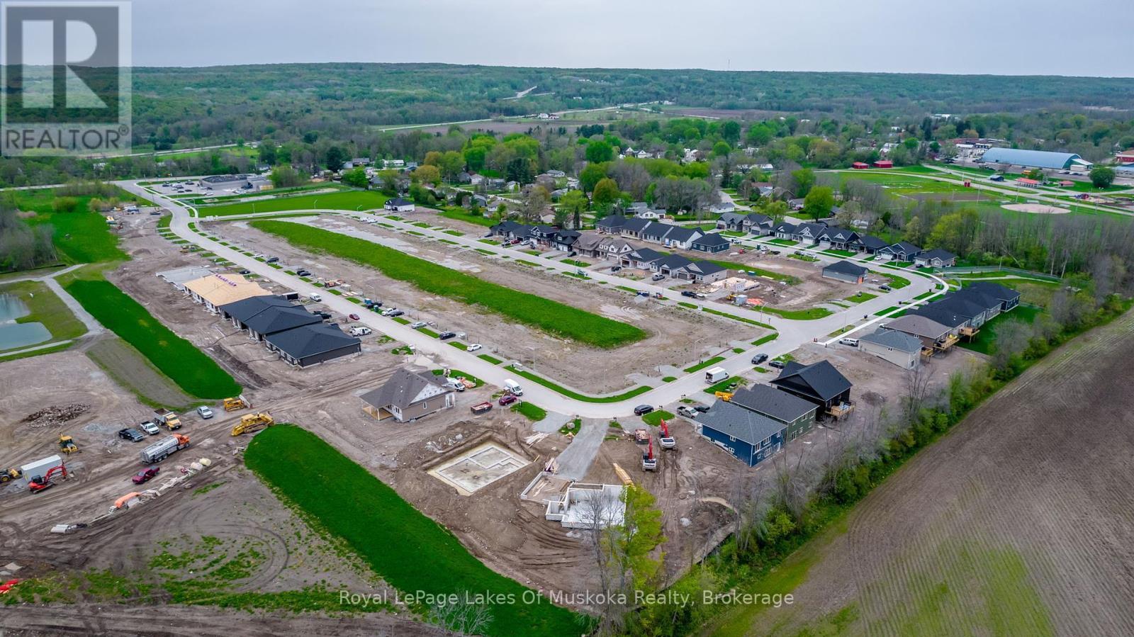 












132 BRANDON AVENUE

,
Severn (Coldwater),




Ontario
L0K1E0

