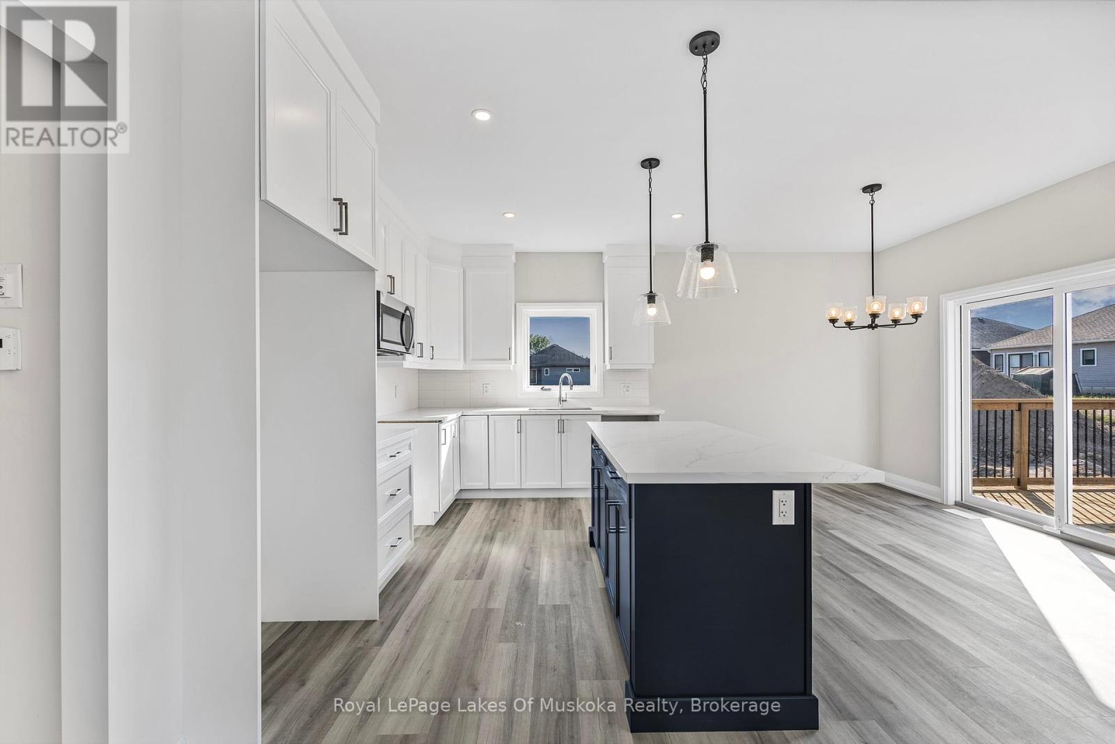












132 BRANDON AVENUE

,
Severn (Coldwater),




Ontario
L0K1E0


