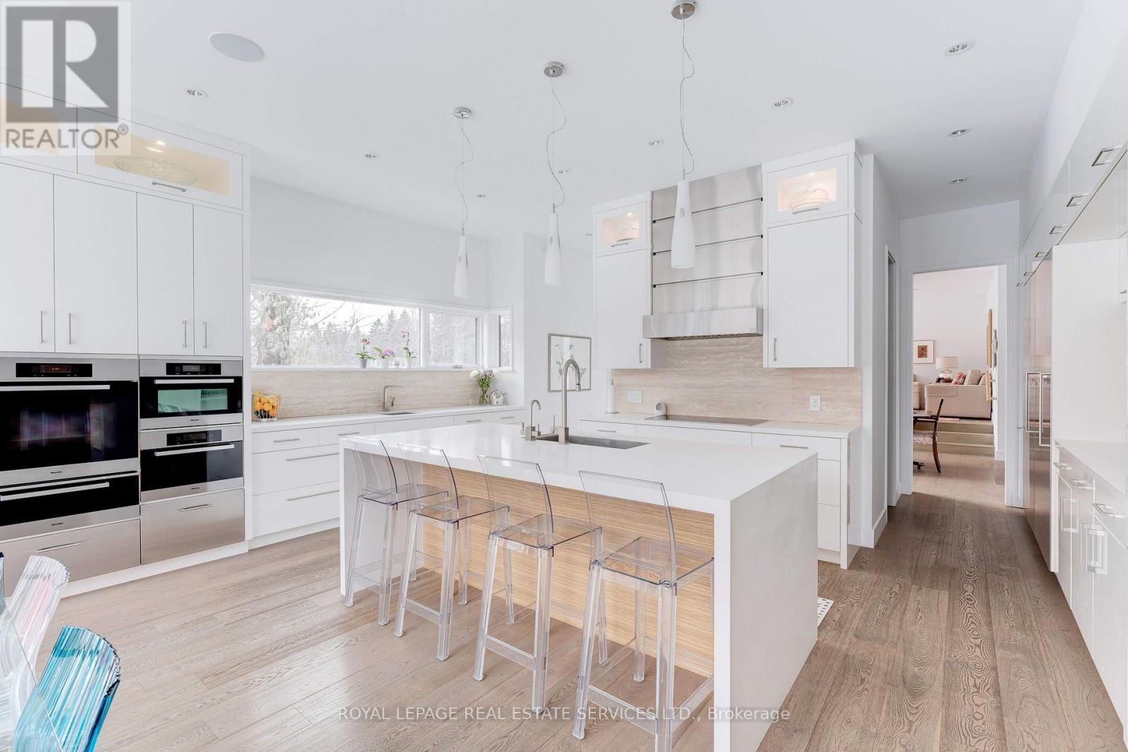 












1104 BALMORAL PLACE

,
Oakville,




Ontario
L6J2C9

