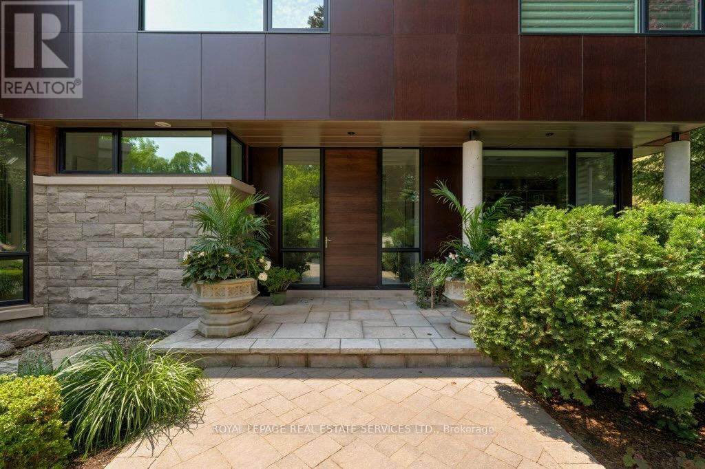 












1104 BALMORAL PLACE

,
Oakville,




Ontario
L6J2C9

