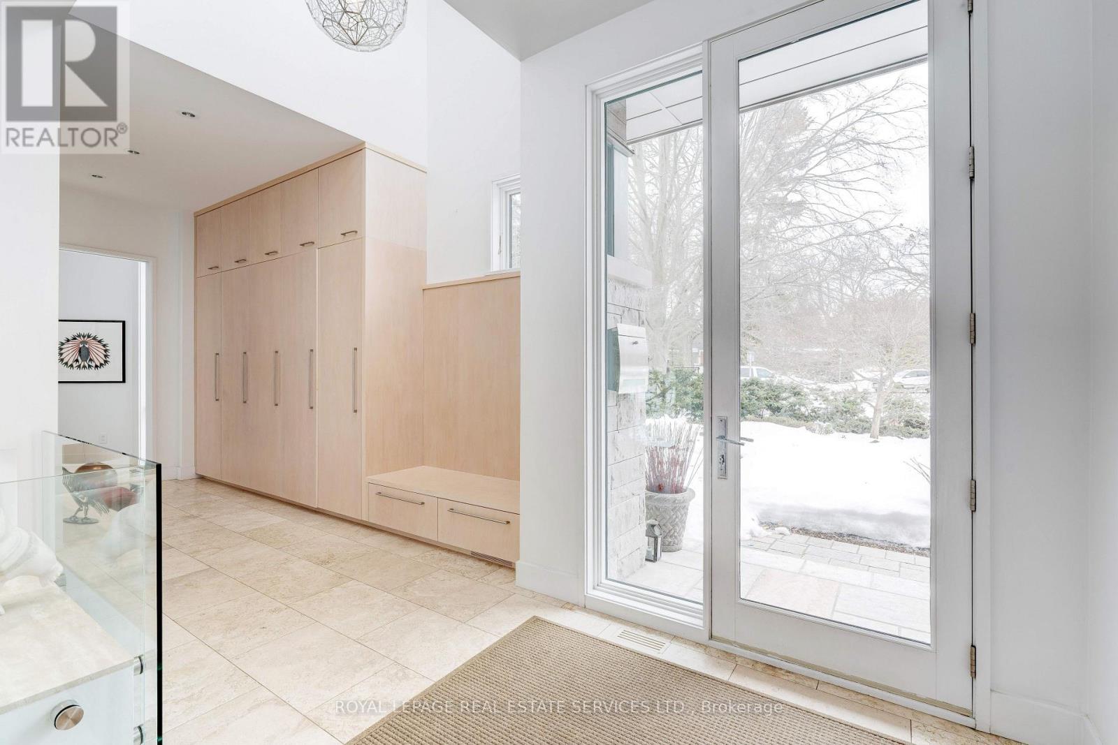 












1104 BALMORAL PLACE

,
Oakville,




Ontario
L6J2C9


