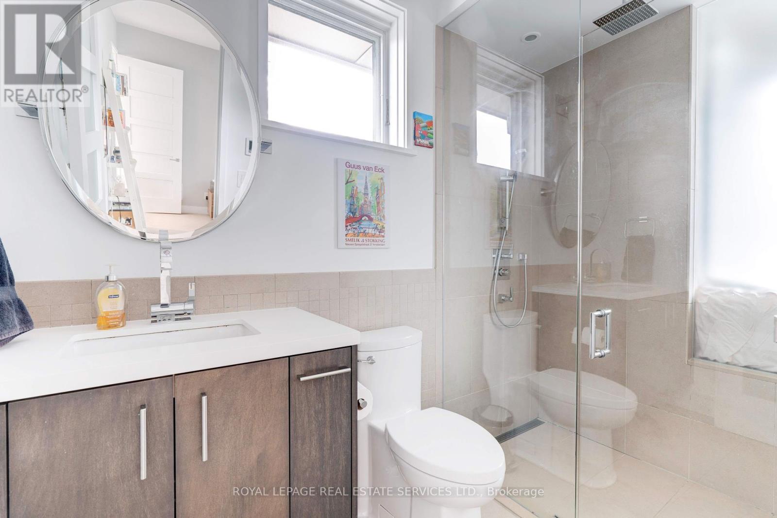 












1104 BALMORAL PLACE

,
Oakville,




Ontario
L6J2C9

