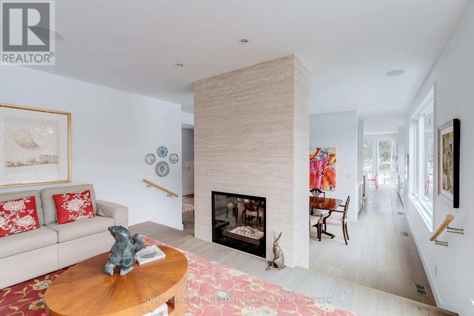 












1104 BALMORAL PLACE

,
Oakville,




Ontario
L6J2C9

