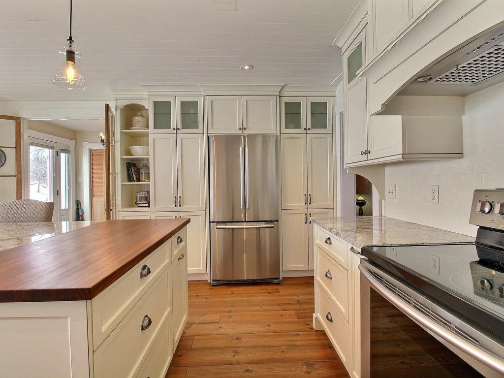 









18


Rue Meadow

,
Hatley - Municipalité,




QC
J0B4B0

