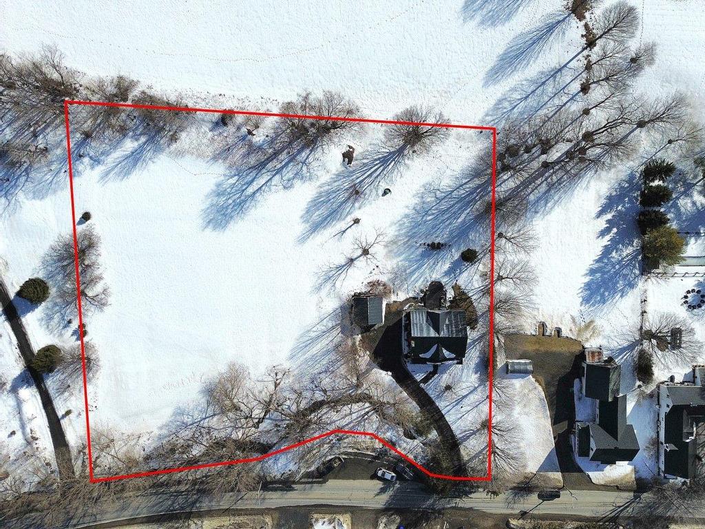









18


Rue Meadow

,
Hatley - Municipalité,




QC
J0B4B0

