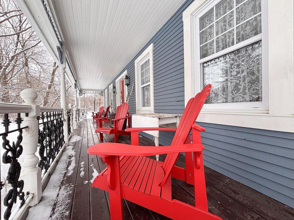









18


Rue Meadow

,
Hatley - Municipalité,




QC
J0B4B0

